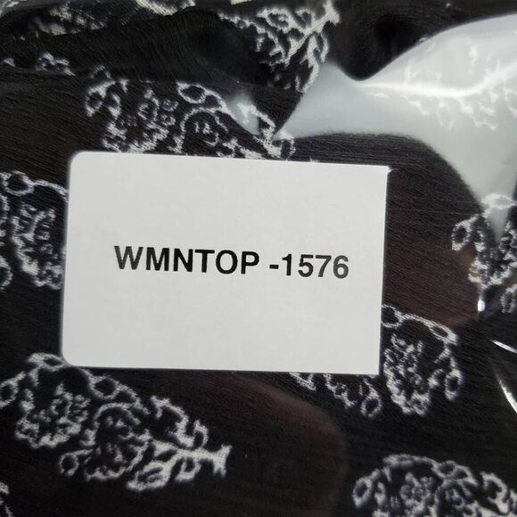 Maurices Small Black Floral Blouse - Picture 7 of 7